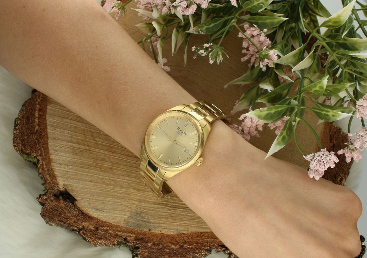 Zegarek damski Tissot PR 100 na bransolecie w złotym kolorze T150.210.33.021 (2).jpg