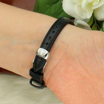 Zegarek damski Tissot Le Locle Automatic Small Lady T41.1.123.57 – elegancja i precyzja zapięcie.jpg