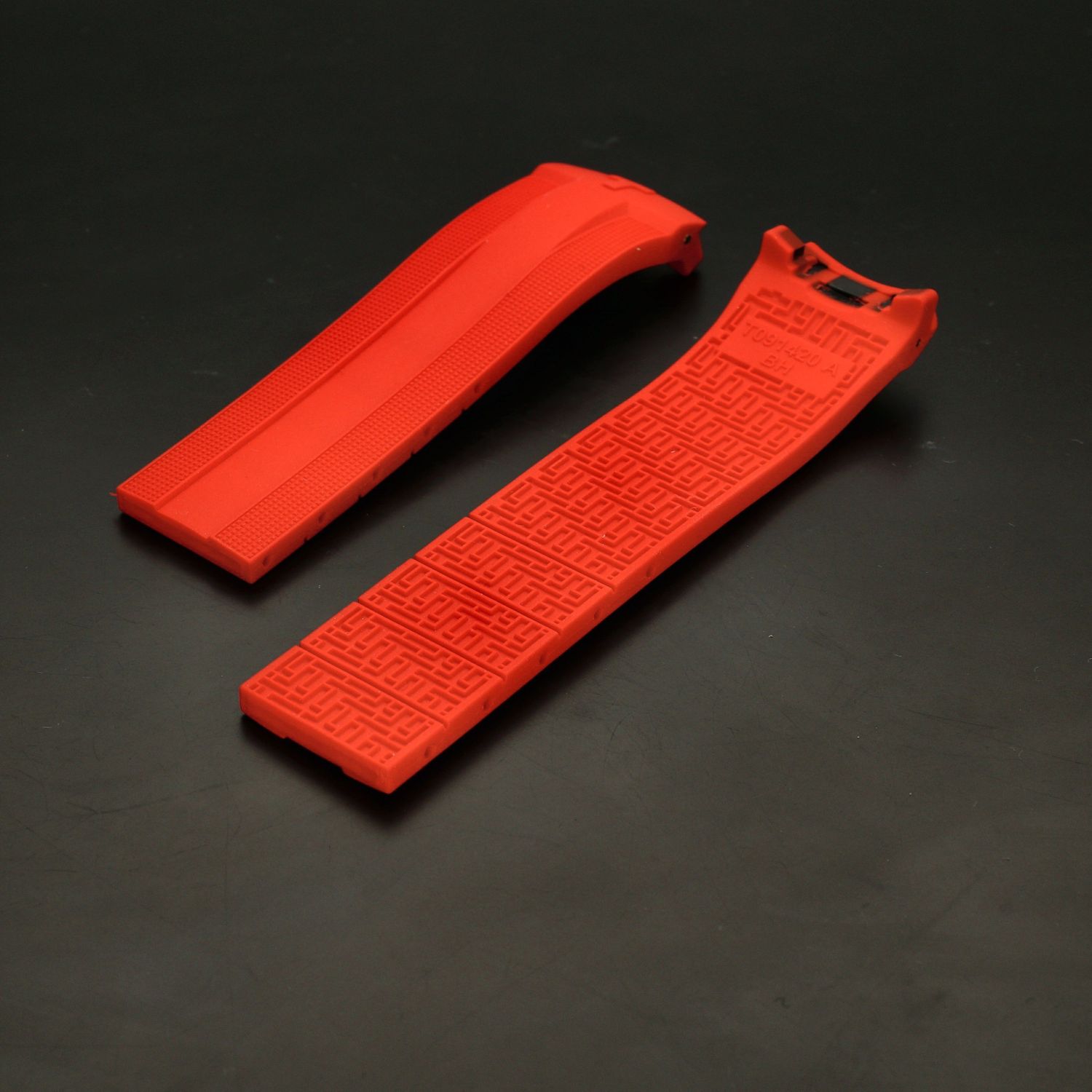 Pasek do zegarka Tissot T-Tough T610036805 ' Czerwony silikon'.jpg