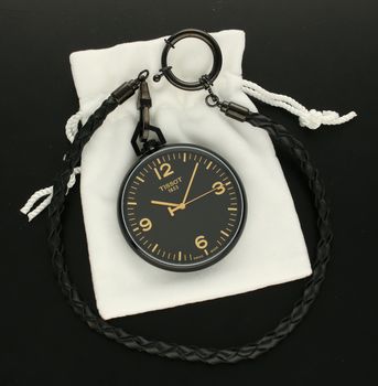 Zegarek kieszonkowy w kolorze czarnym z zawieszką Tissot T-POCKET LEPINE T863.409.99.057.00  (1).jpg
