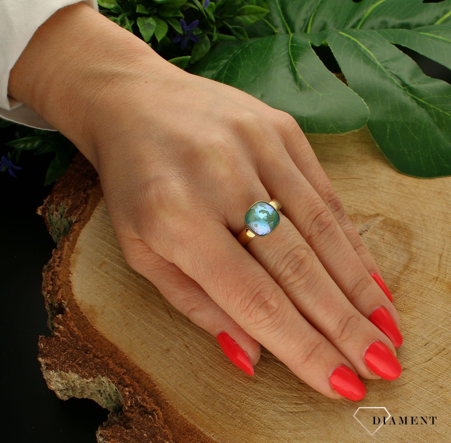 Pierścionek Melano Kwadratowy Charms Crystal Silsage Melano 8 mm TMB5GD12355.jpg