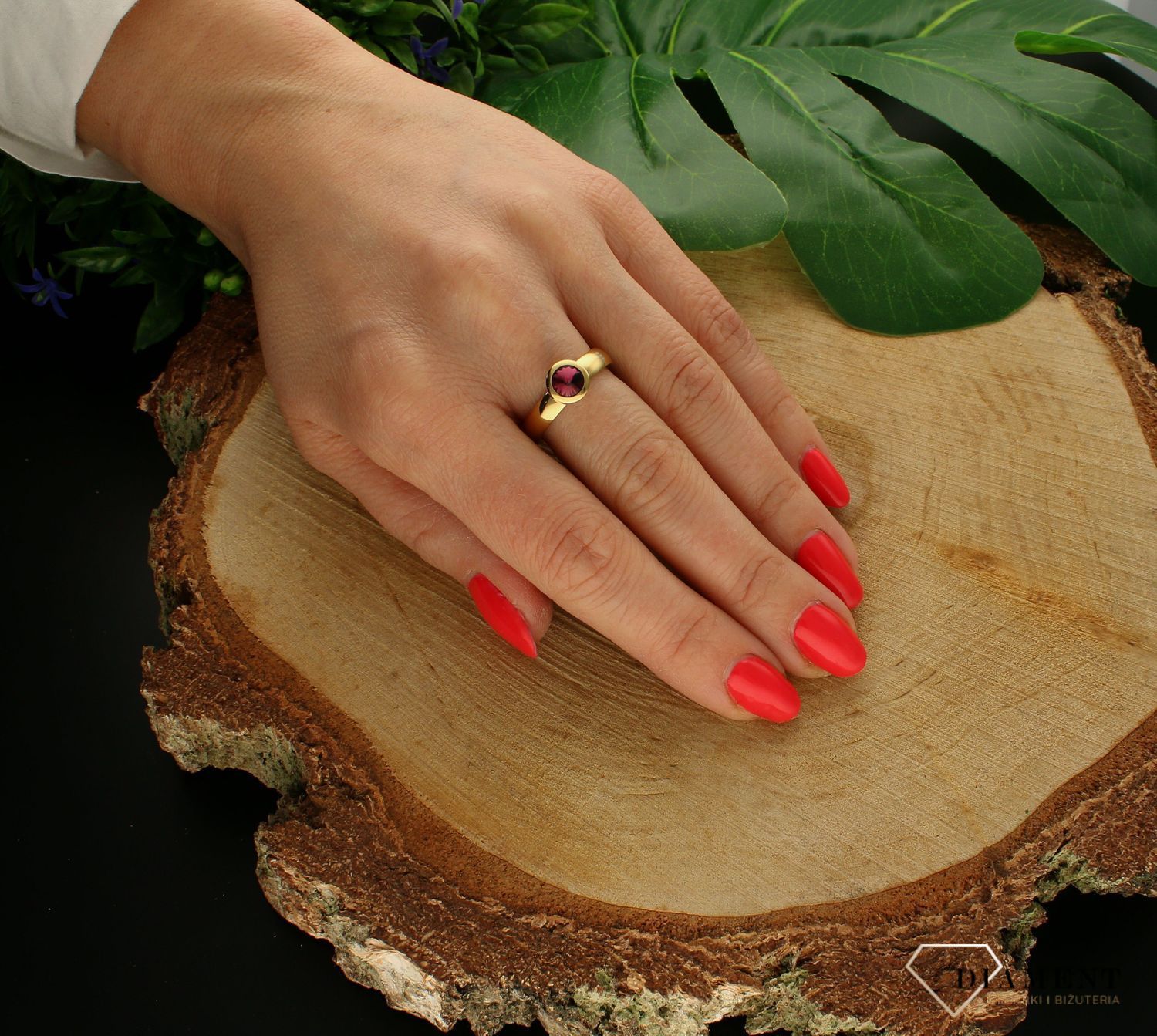 Charms Melano Ametyst Pozłacany pierścionek 6 mm TMB8GD06097.jpg