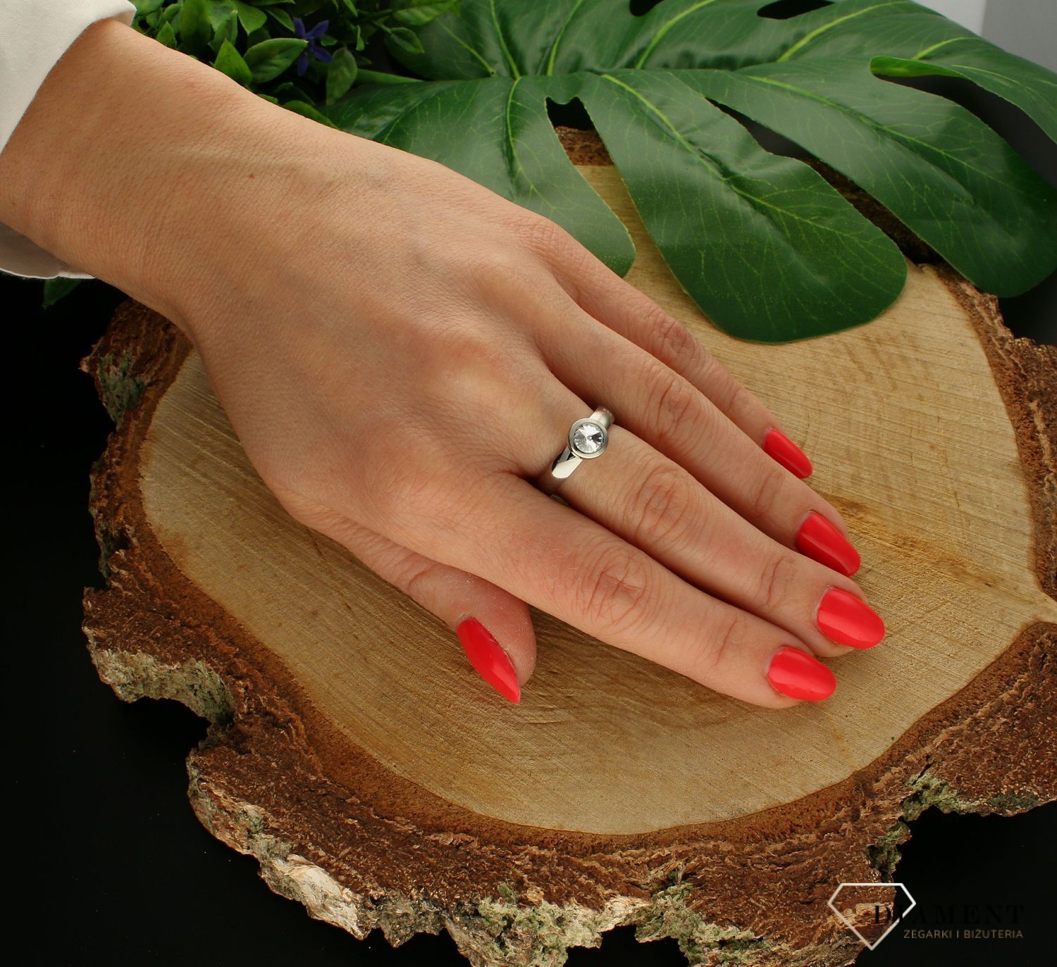 Charms Melano Kryształ Crystal pierścionek 6 mm TMB8SS06002.jpg