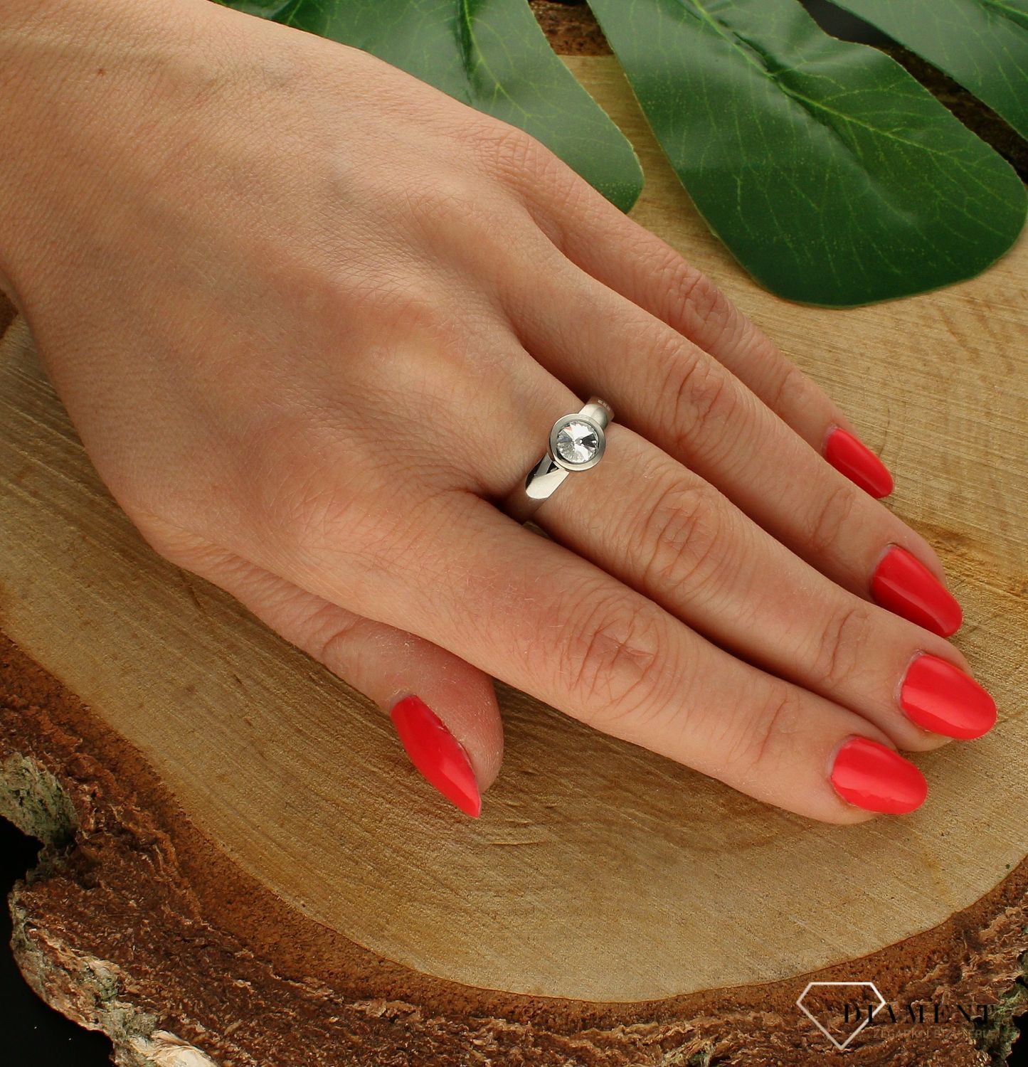 Charms Melano Kryształ Crystal pierścionek 6 mm TMB8SS06002.jpg