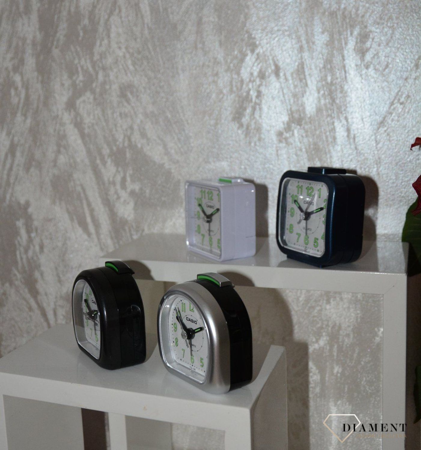 budzik na baterie niebieski TQ-141-2.jpg