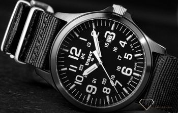 Zegarek męski z firmy Traser to idealny pomysł na prezent dla mężczyzny, który lubi wyprawy i przygody na świeżym powietrzu. Zegarek na pasku tekstylnym (4).jpg