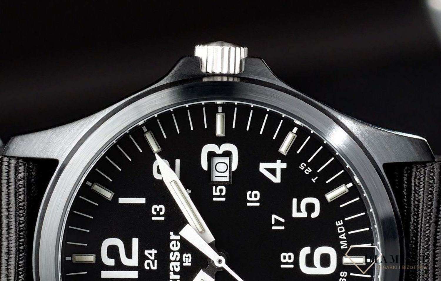 Zegarek męski z firmy Traser to idealny pomysł na prezent dla mężczyzny, który lubi wyprawy i przygody na świeżym powietrzu. Zegarek na pasku tekstylnym (2).jpg