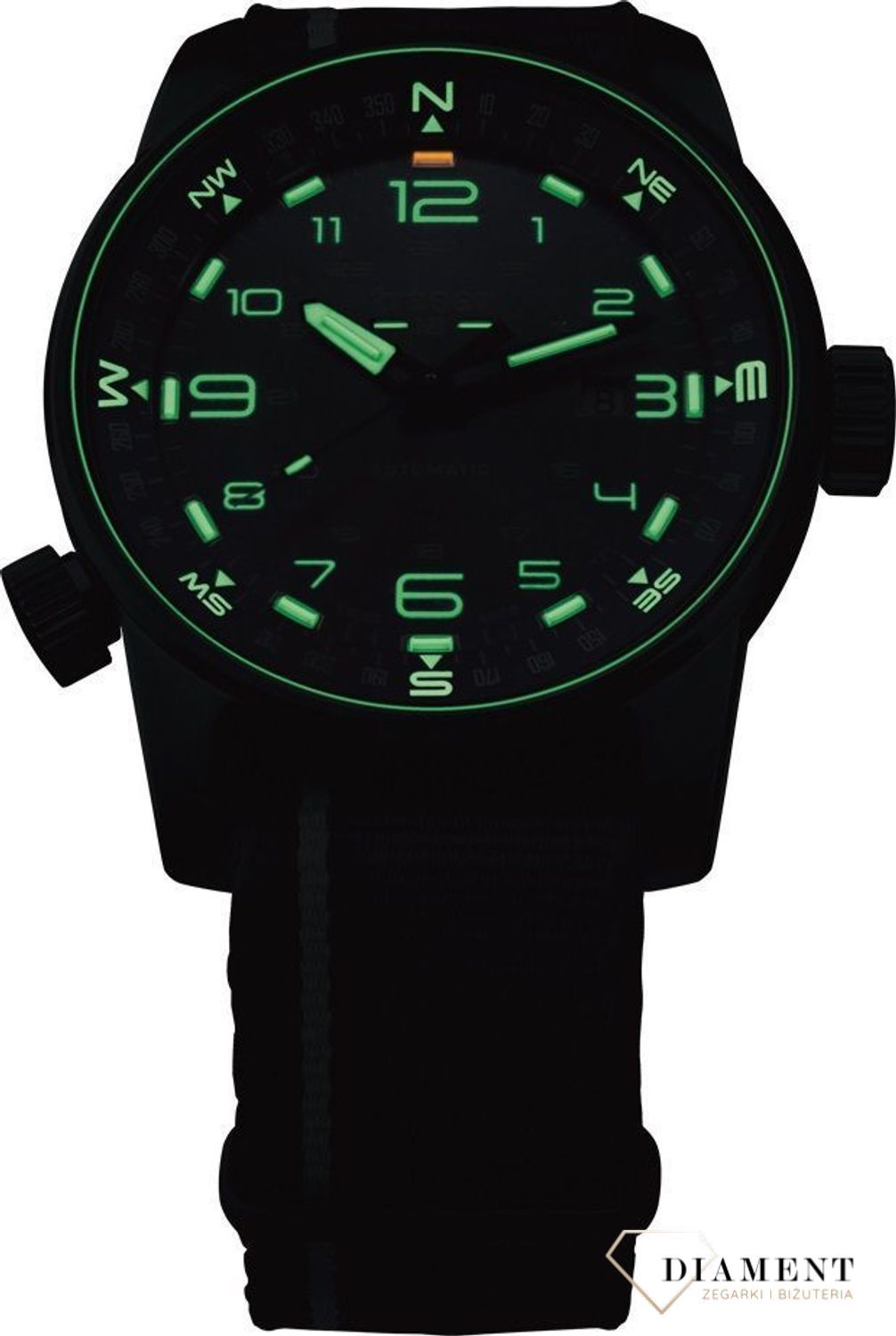 Zegarek męski z wyraźną tarcza z białymi cyframi arabskimi. Zegarek męski z tekstylnym paskiem w kolorze czarnym, który idealnie współgra z tarczą (2).jpg