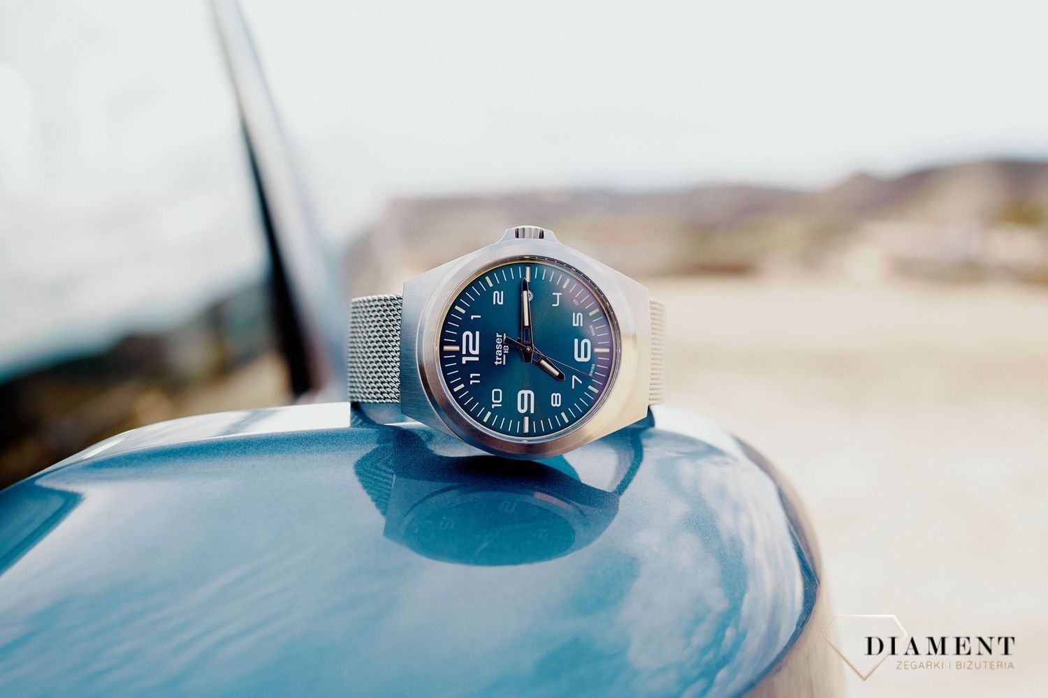 Zegarek męski Traser na stalowej bransolecie mesh, z męską tarczą w kolorze niebieskim. Zegarek idealny na prezent dla mężczyzny. Zegarek męski Traser z rurkami trytu.  (2).jpg