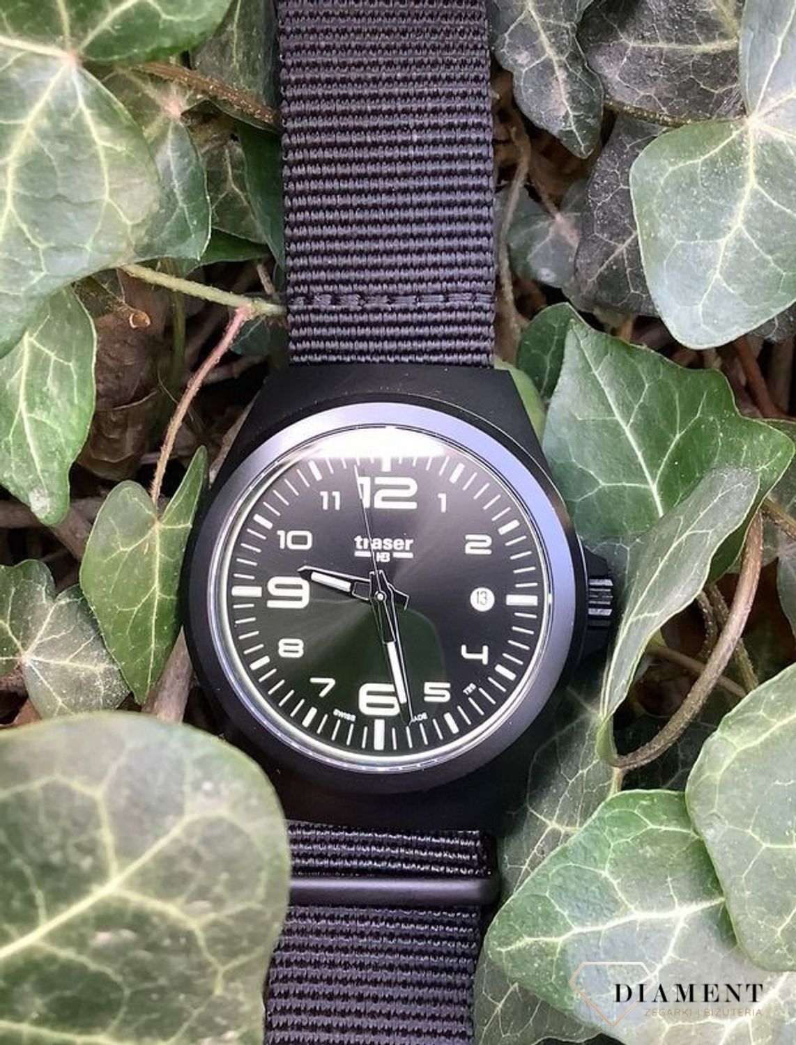 Zegarek męski z utrzymaną elegancją, szafirowym szkłem z wewnętrznym antyrefleksem. Zegarek męski na pasku tekstylnym typu NATO (2).jpg
