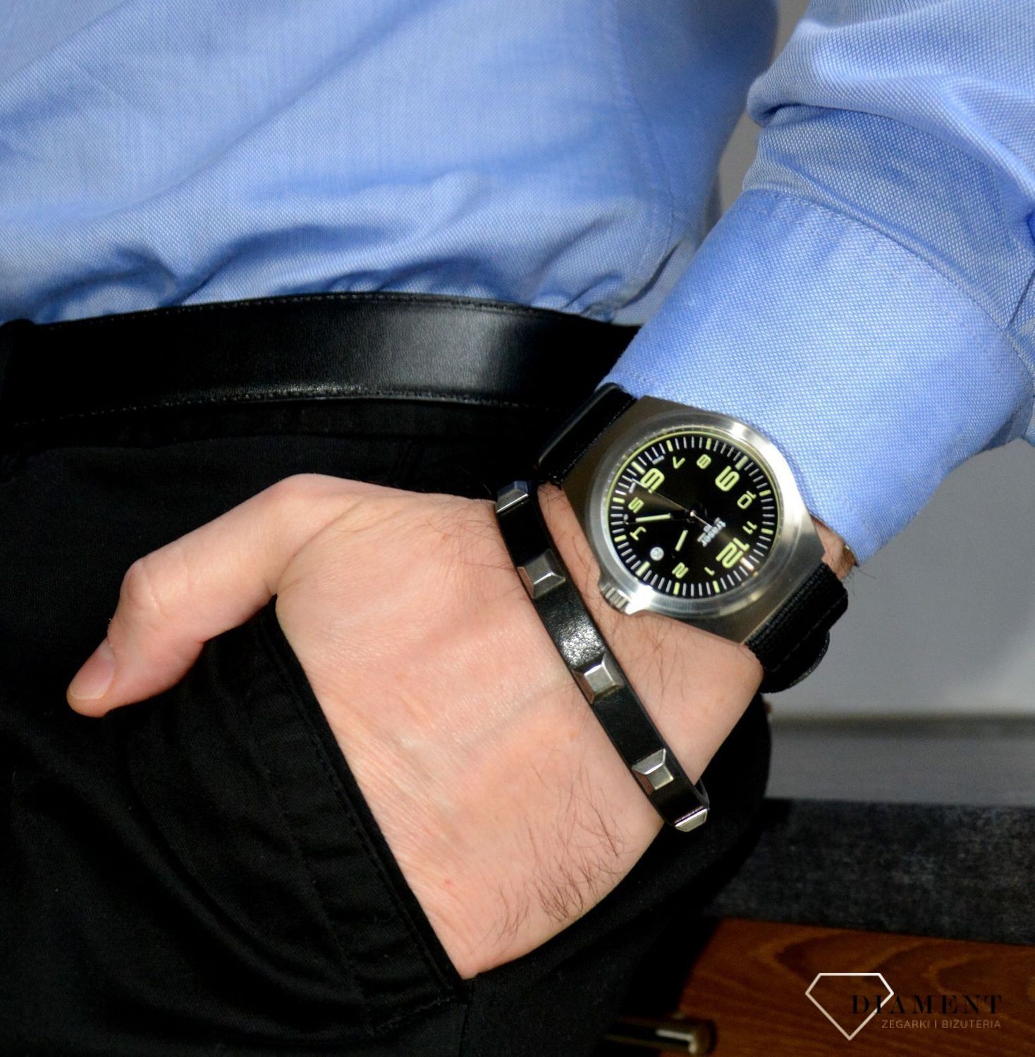 Zegarek męski Traser TS-108638 P59 Essential S Blackdd.jpg