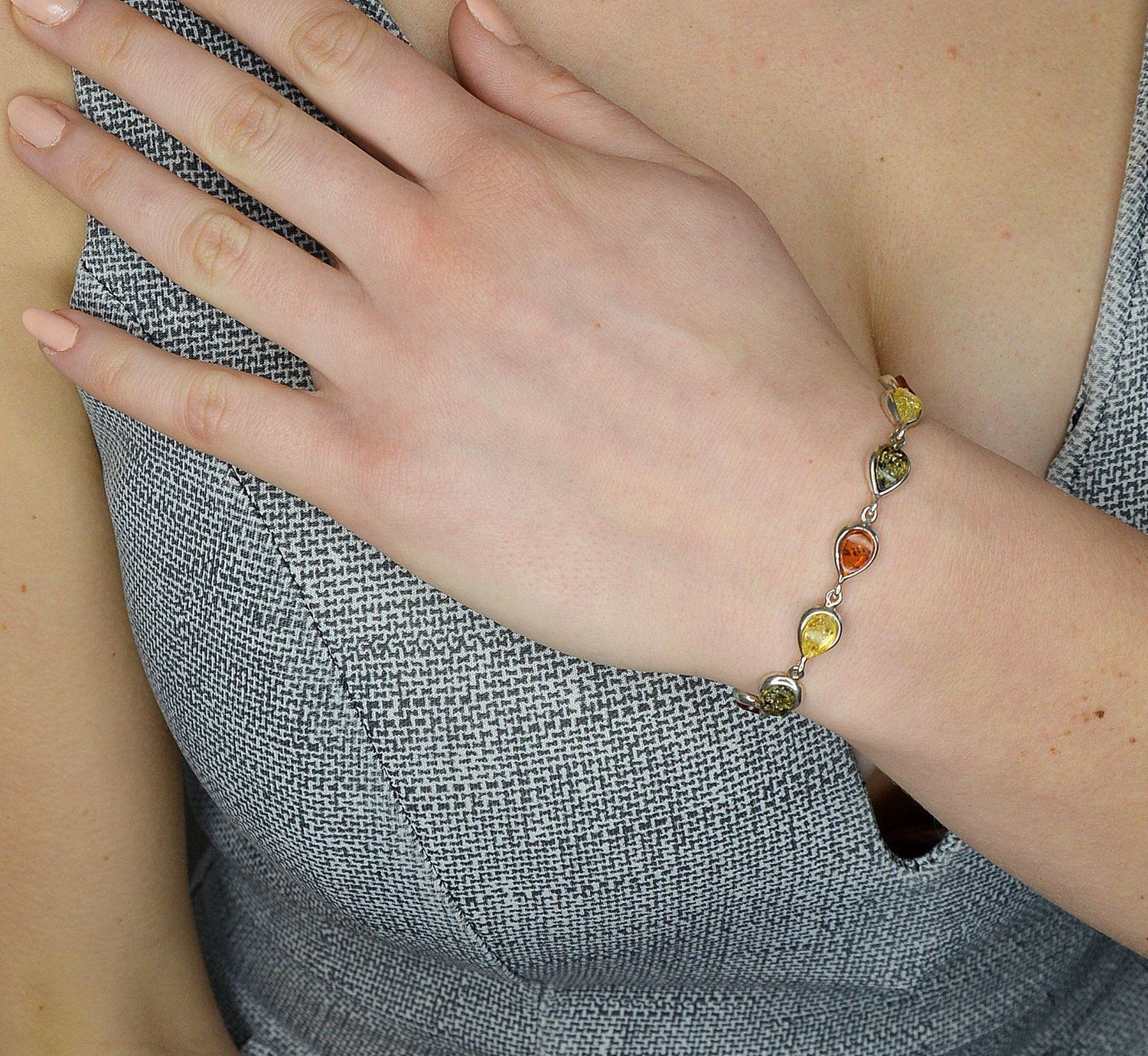 Bransoleta srebrna z bursztynami TSB000004-62.jpg