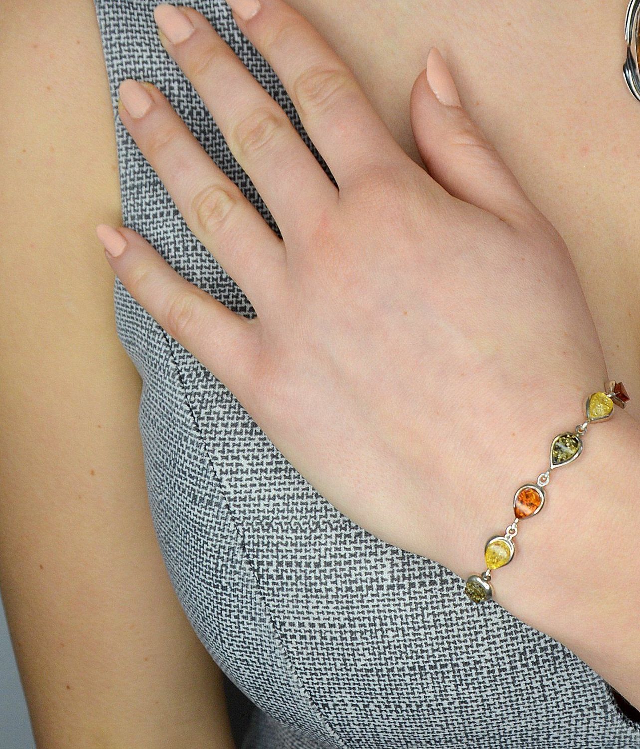 Bransoleta srebrna z bursztynami TSB000004-62.jpg