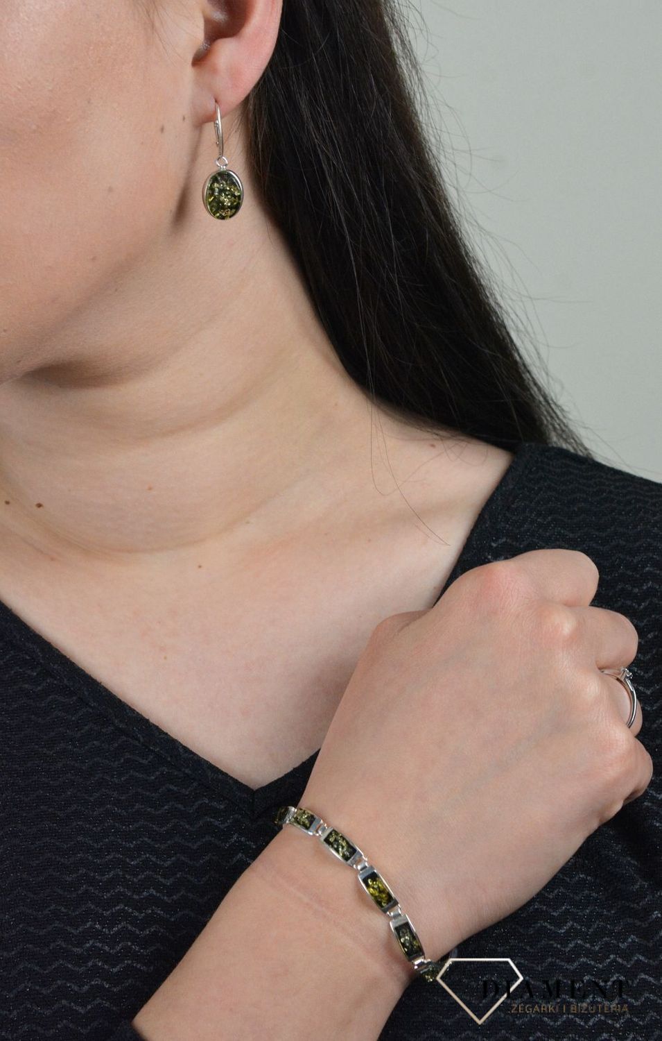 Srebrna bransoletka bursztyn bałtycki ' Zielone ogniwa' TSB000004-71 (1).jpg