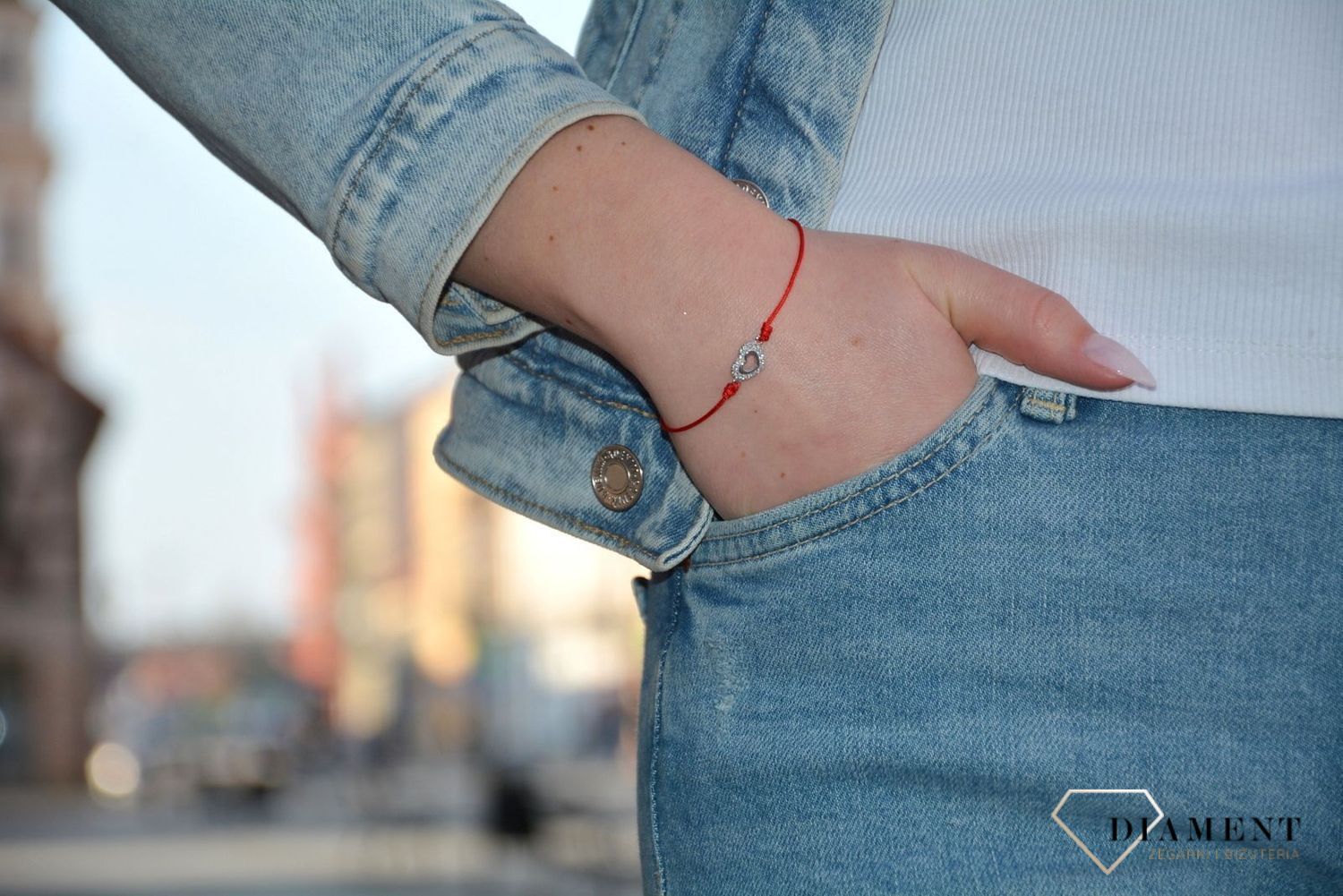 Bransoletka srebrna z sercem na czerwonym sznurku TSB000005-80.jpg