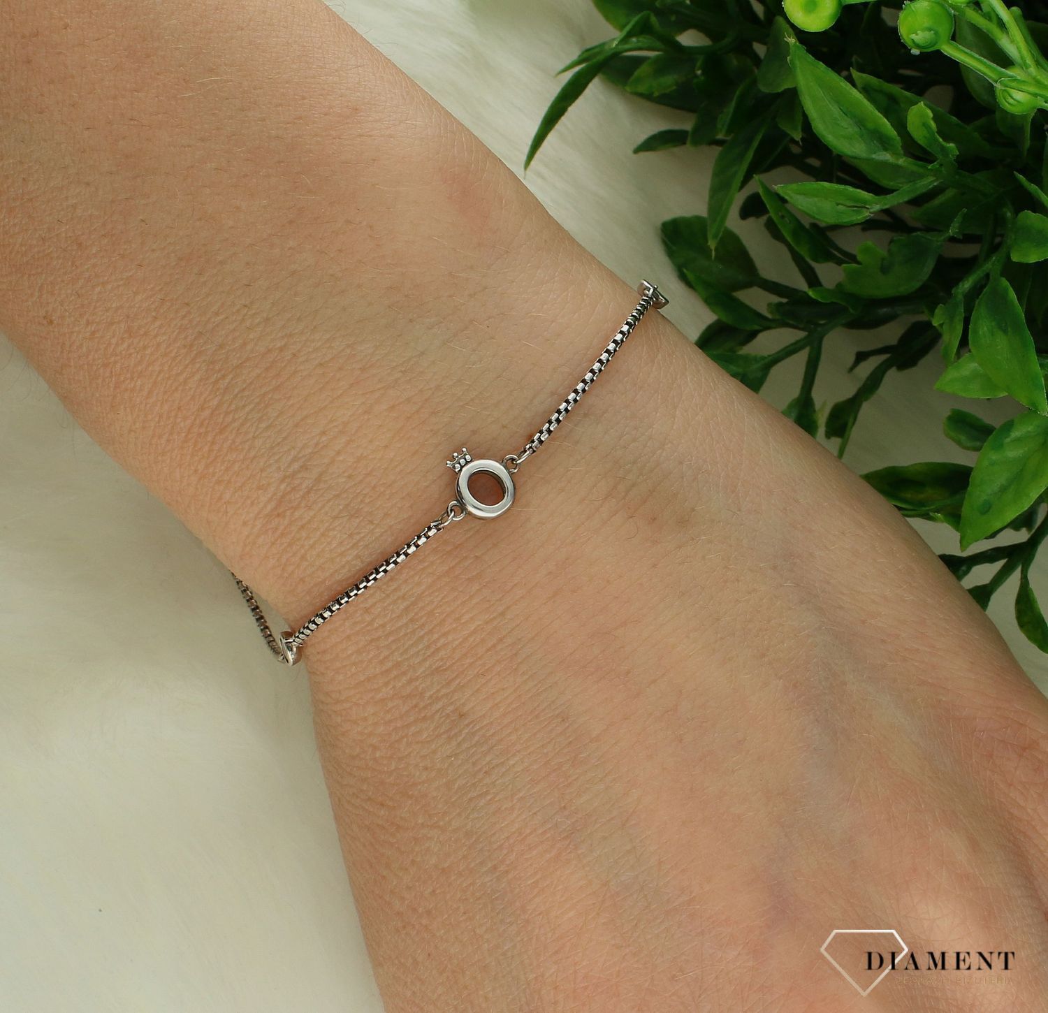 Srebrna bransoletka damska 925 celebrytka z cyrkoniami TSB000005-98. srebrna bransoletka damska. Bransoletka srebrna damska z cyrkoniami. Delikatna bransoletka celebrytka. Bransoletka srebrna na prezent..jpg