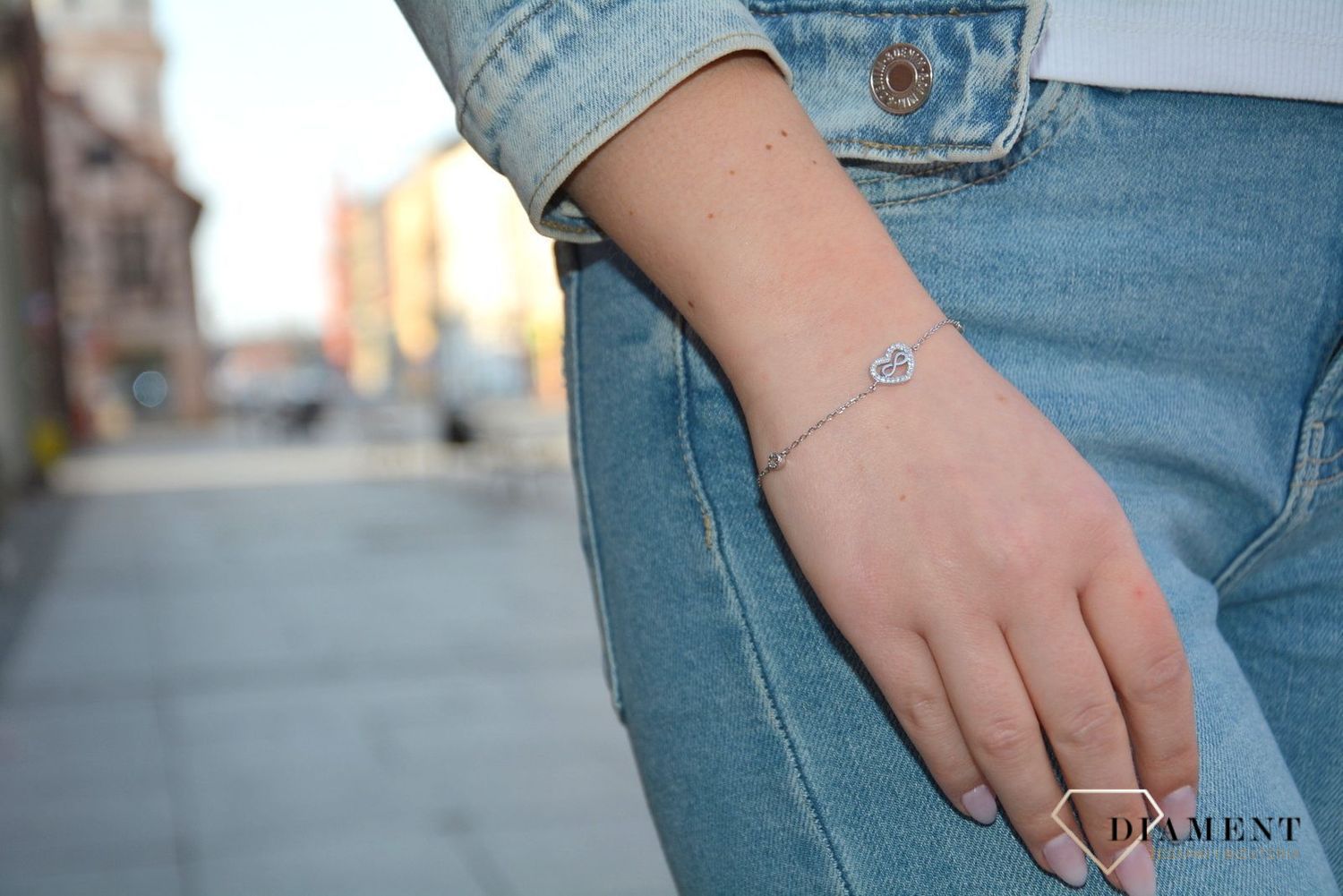 Srebrna bransoletka ze znakiem nieskończoności TSB000006-002.jpg