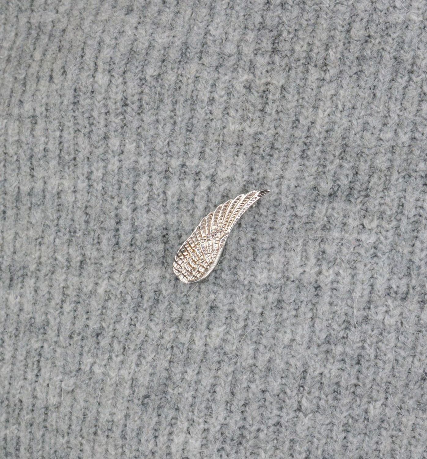 Srebrna broszka damska Skrzydło 4 cm TSBR000000-84d.jpg