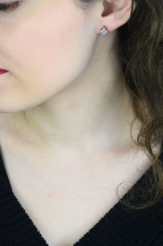 kolczyki srebrne, kolczyki kwiatki, srebro 925, kolczyki z cyrkoniami, kolczyki na sztyft, delikatna (1).jpg