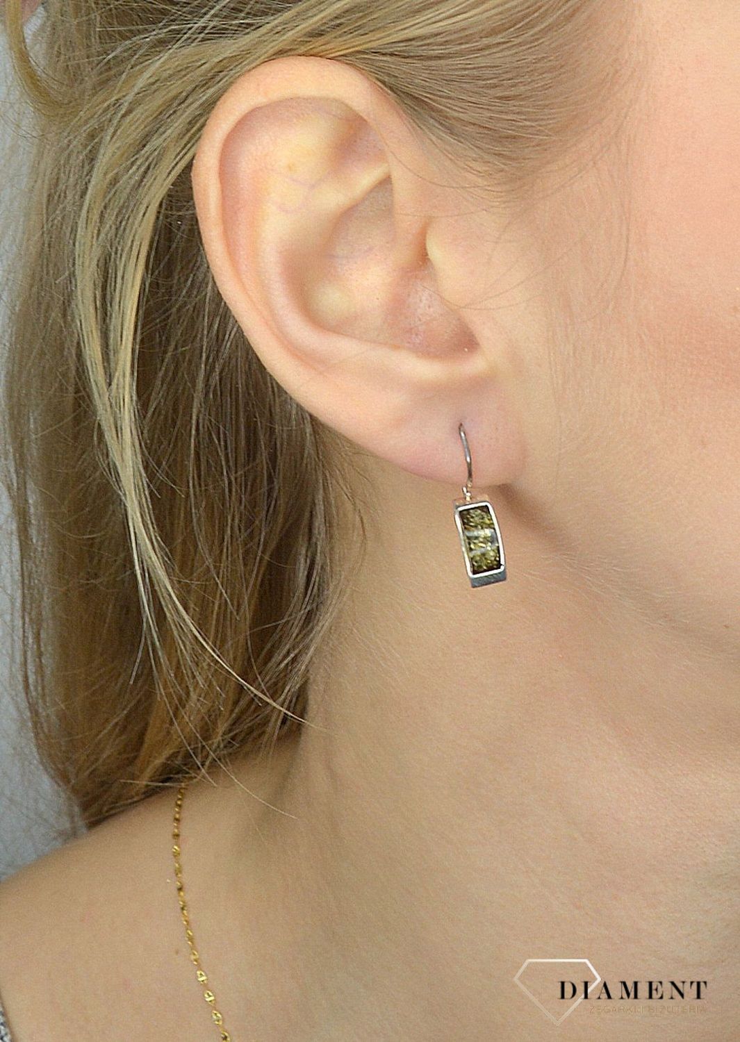 Srebrne kolczyki z zielonym bursztynem TSK000004-71.jpg