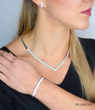 Komplet srebrny 925 drobne cyrkonie  💎 Komplet biżuterii wykonanej ze srebra próby 925 💎 Skład kompletu wyposażony jest w naszyjnik, bransoletkę i kolczyki, biżuteria ślubna (8).JPG