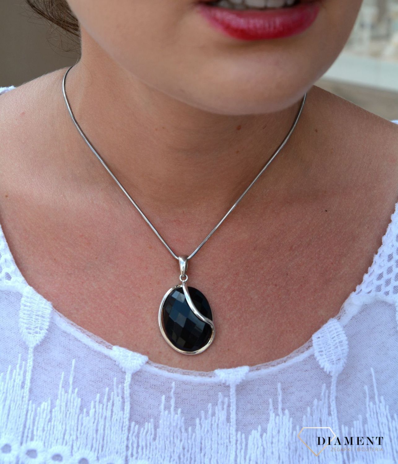 Zawieszka srebrna z dużym onyksem TSZ000000-013.jpg