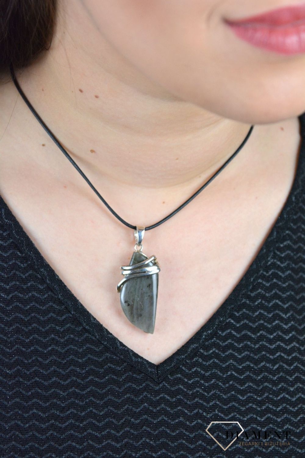 Zawieszka' labradoryt w ozdobnej oprawie' TSZ000000-016.jpg