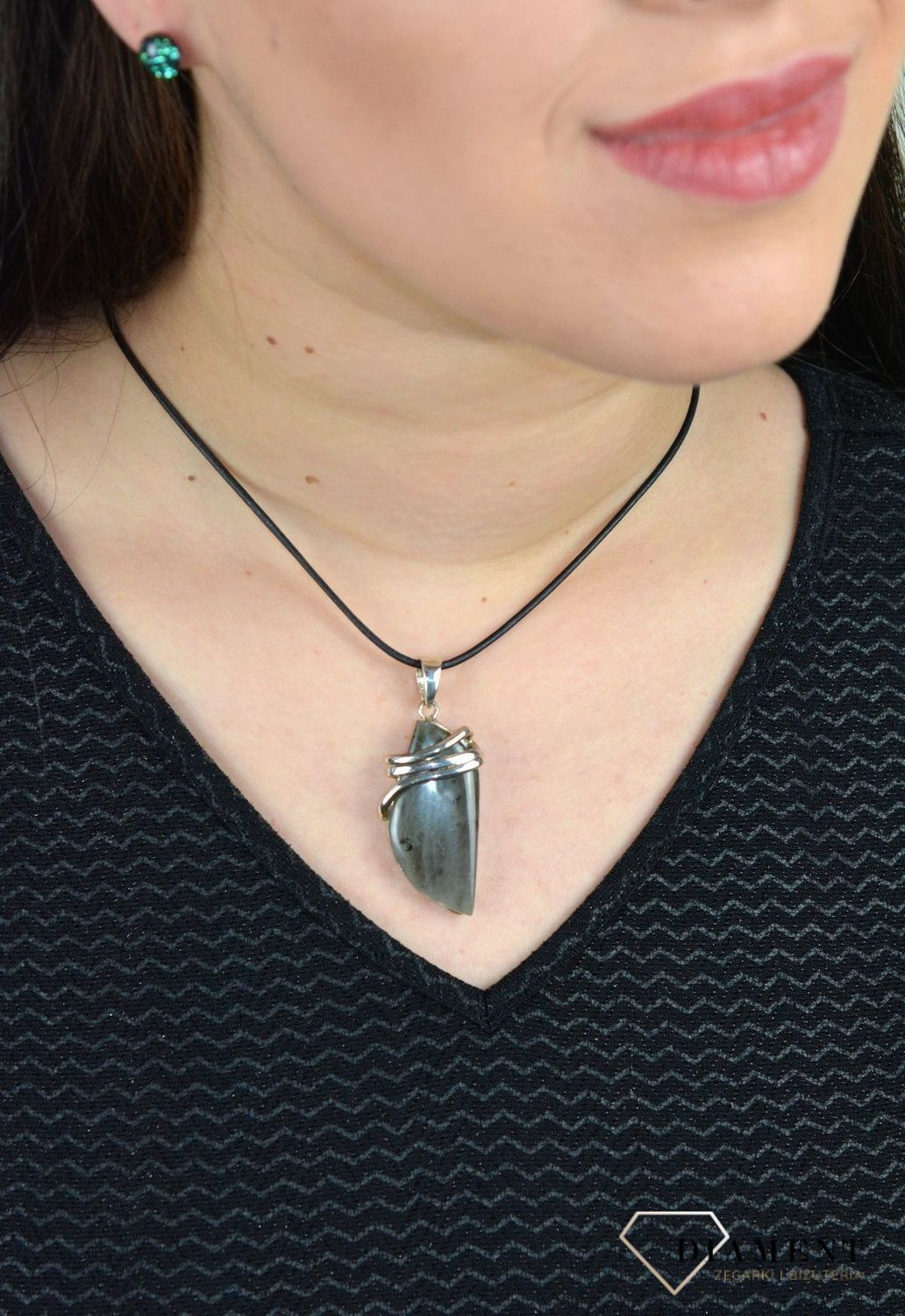 Zawieszka' labradoryt w ozdobnej oprawie' TSZ000000-016.jpg