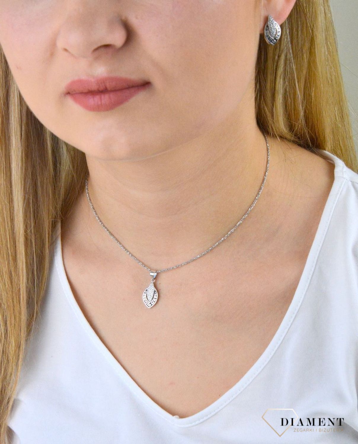 Zawieszka srebrna 'Droga grecka' z cyrkoniami TSZ000001-45. Zawieszka srebrna grecki motyw. Zawieszka srebrna z cyrkoniami. Zawieszka idealna na prezent. Zawieszka na każdą okazję..jpg