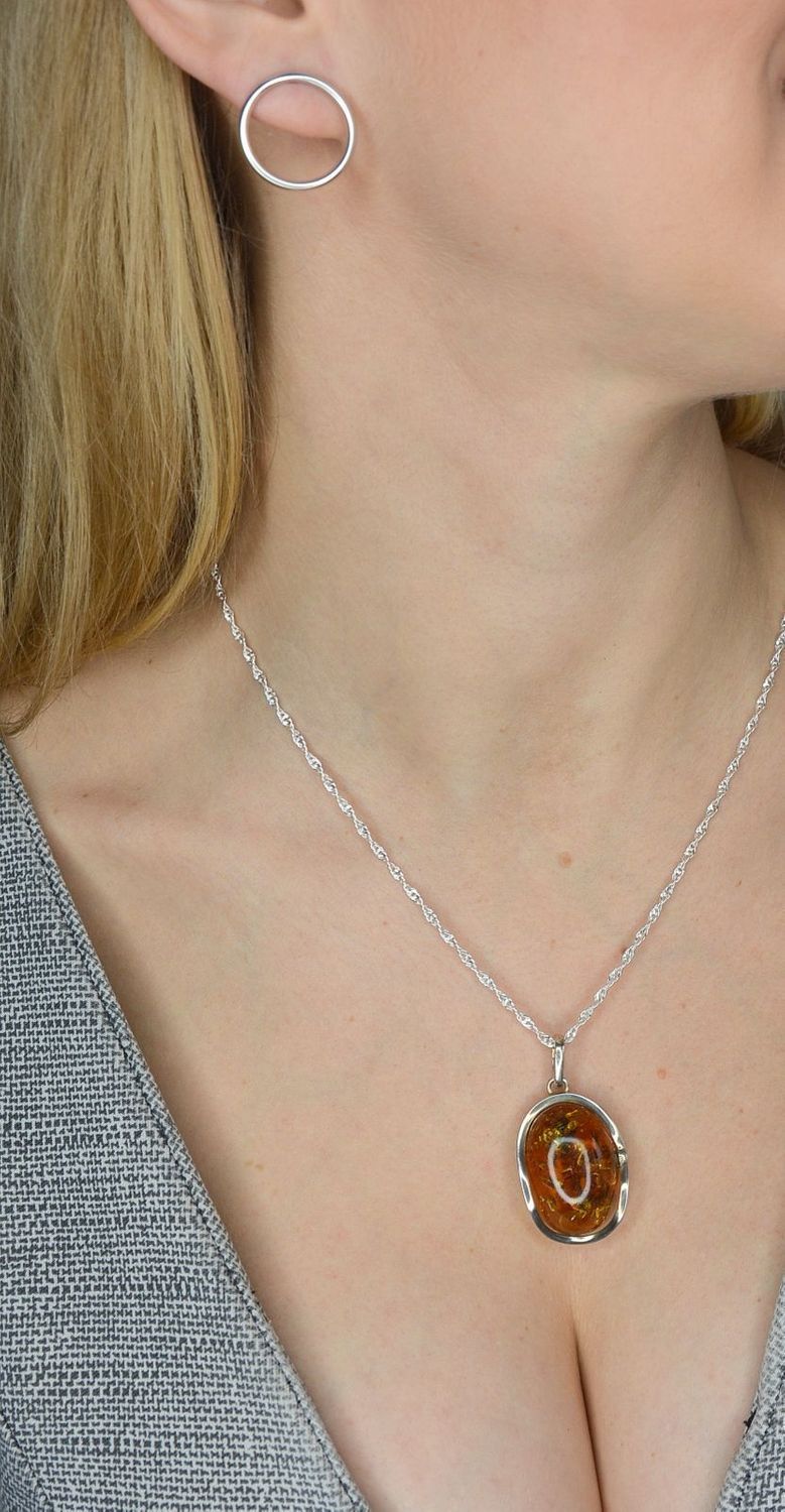 Zawieszka srebrna z bursztynem w mlecznym odcieniu TSZ000004-66.jpg