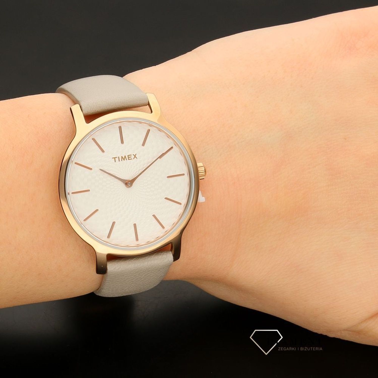 Damski zegarek Timex Metropolitan TW2R96200.jpg