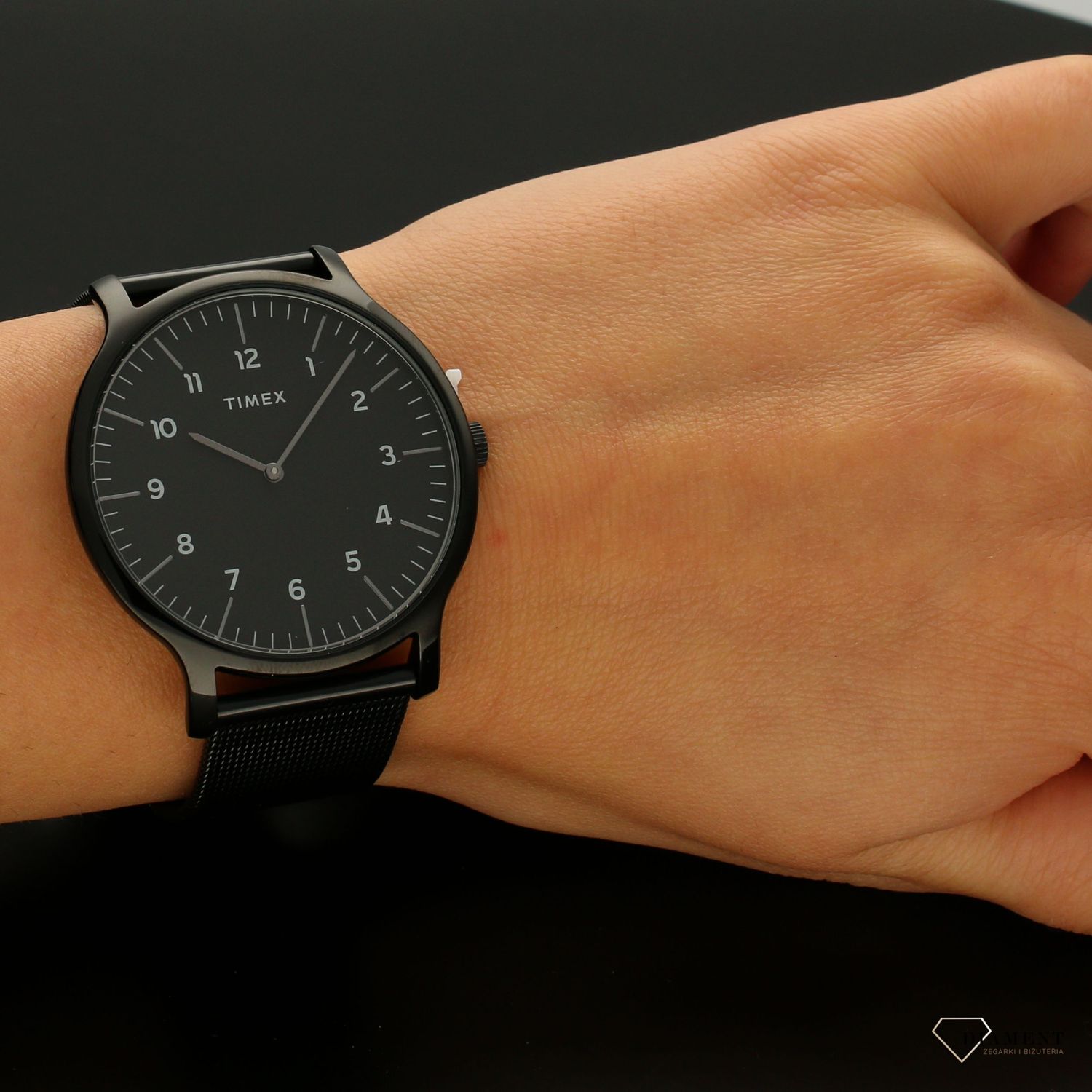 timex tw2r64400