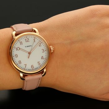 Zegarek damski Timex 'Różowe złoto w pudrowym różu' (5).jpg