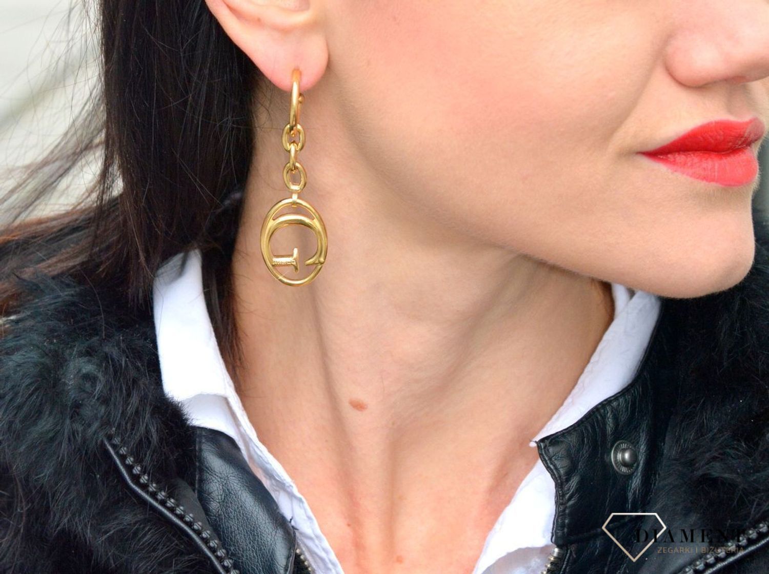 Kolczyki GUESS stalowe wiszące duże logo UBE01038JWYGTU.jpg