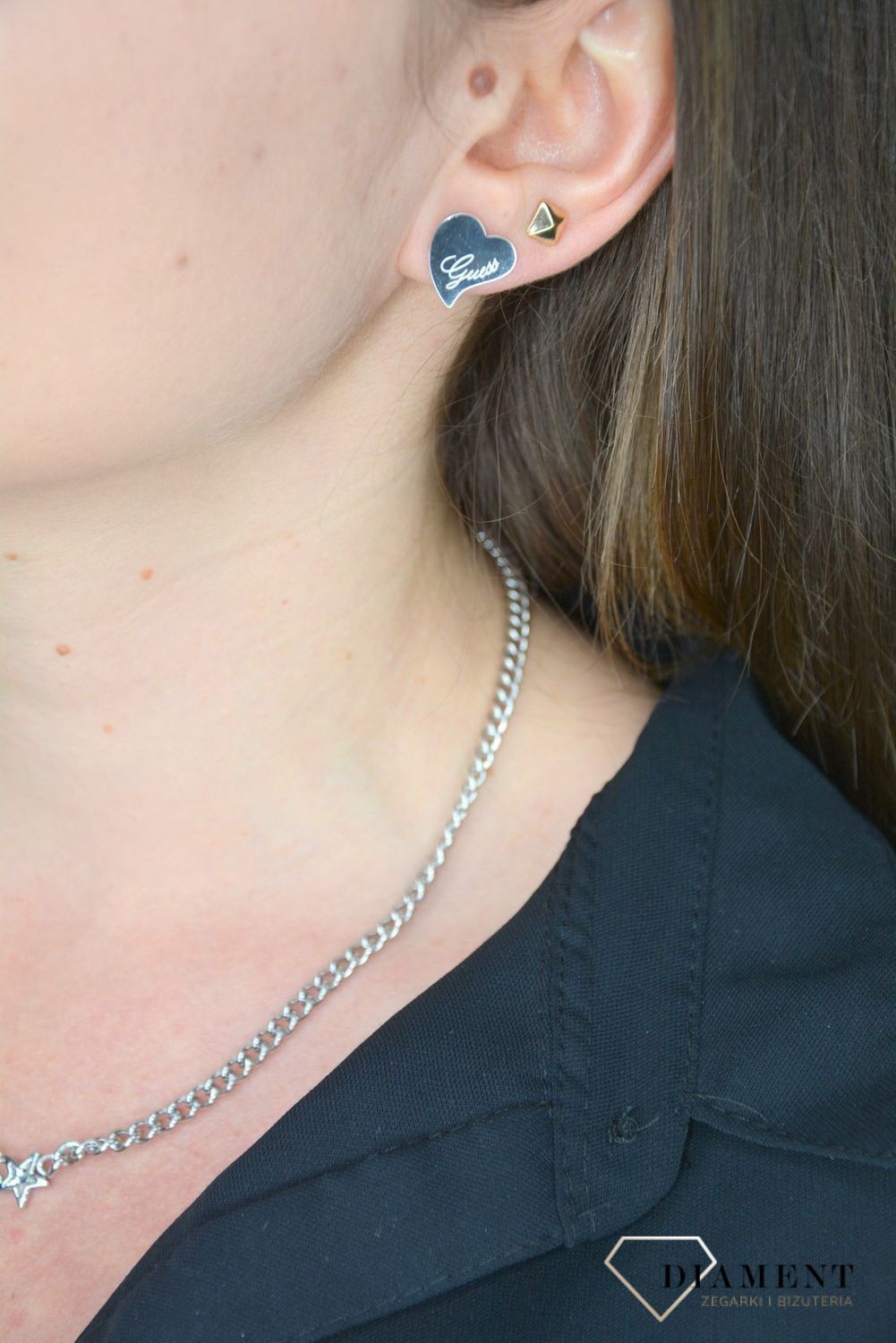 Kolczyki GUESS stalowe duże serca UBE28046.jpg