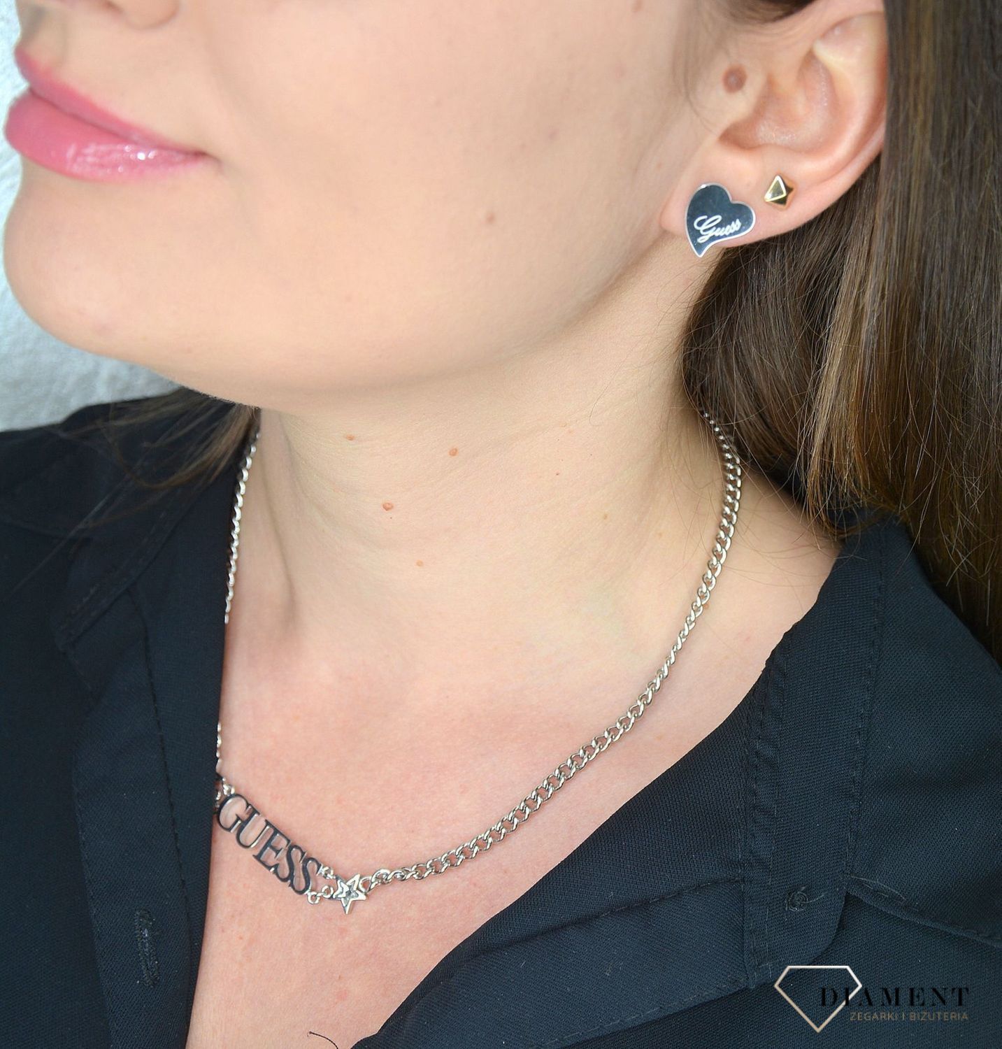 Kolczyki GUESS stalowe duże serca UBE28046.jpg