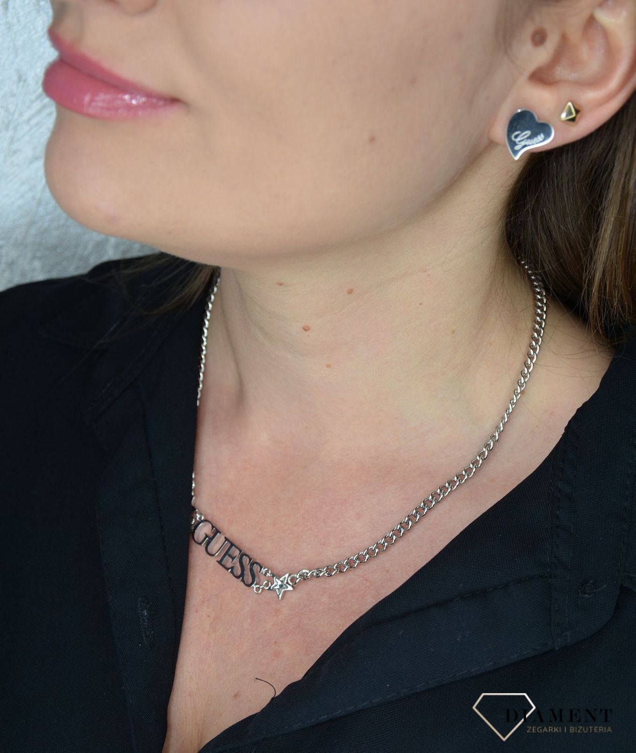 Kolczyki GUESS stalowe duże serca UBE28046.jpg