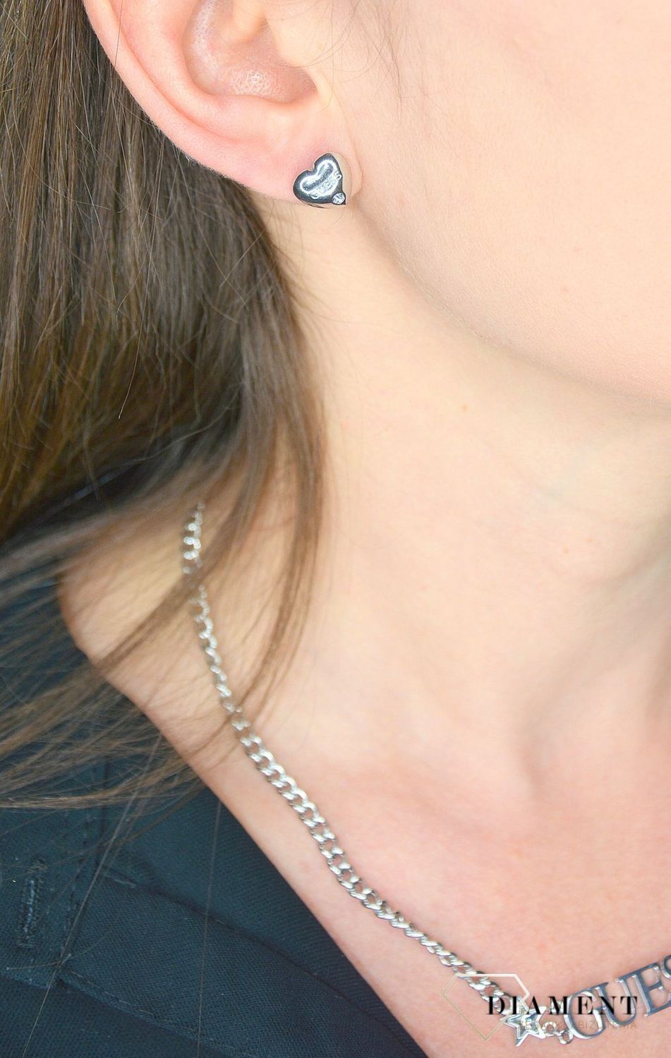 Kolczyki GUESS stalowe wypukłe serce UBE70104.jpg