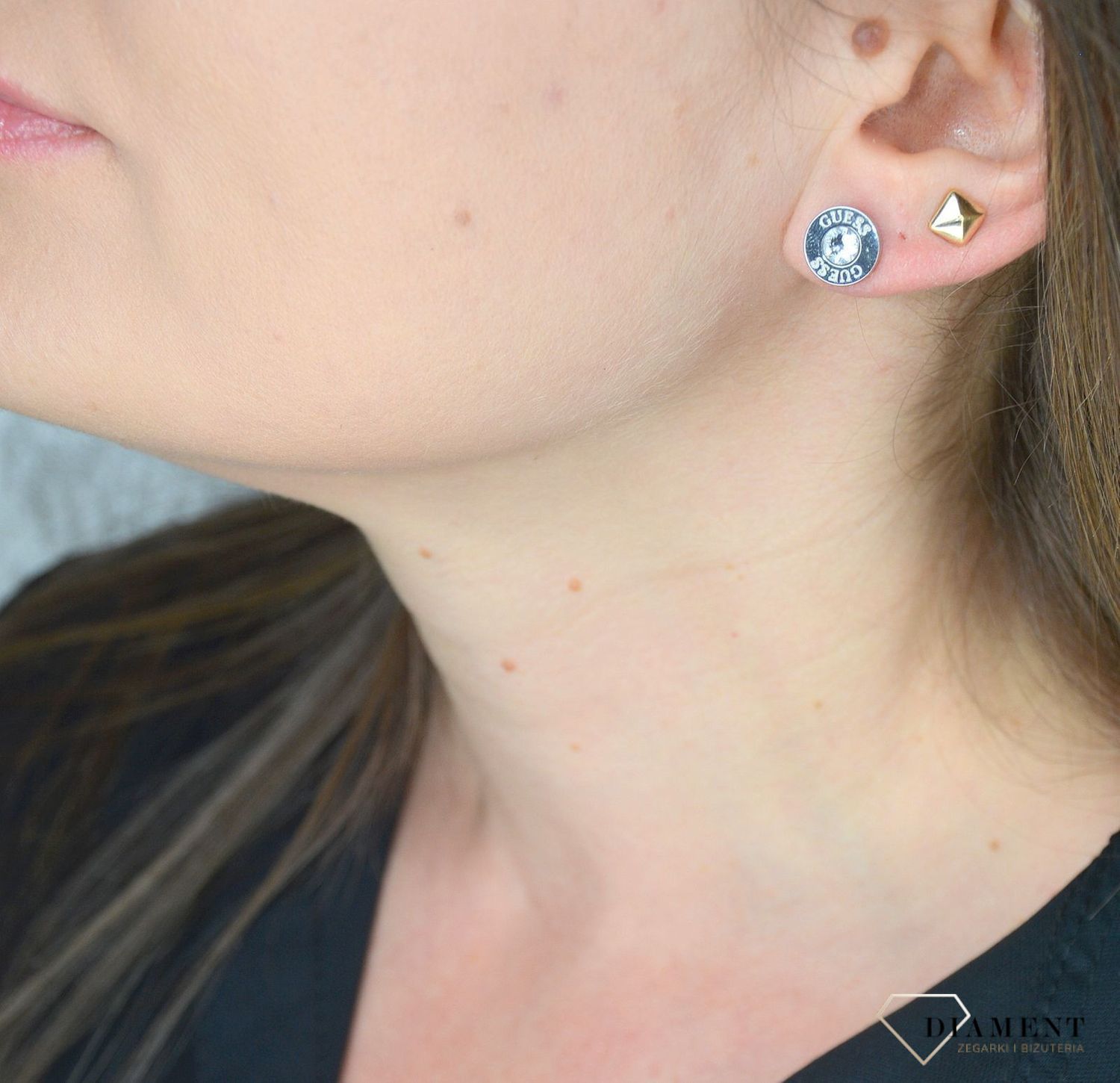 Kolczyki GUESS stalowe z kryształkiem UBE78094 (2).jpg