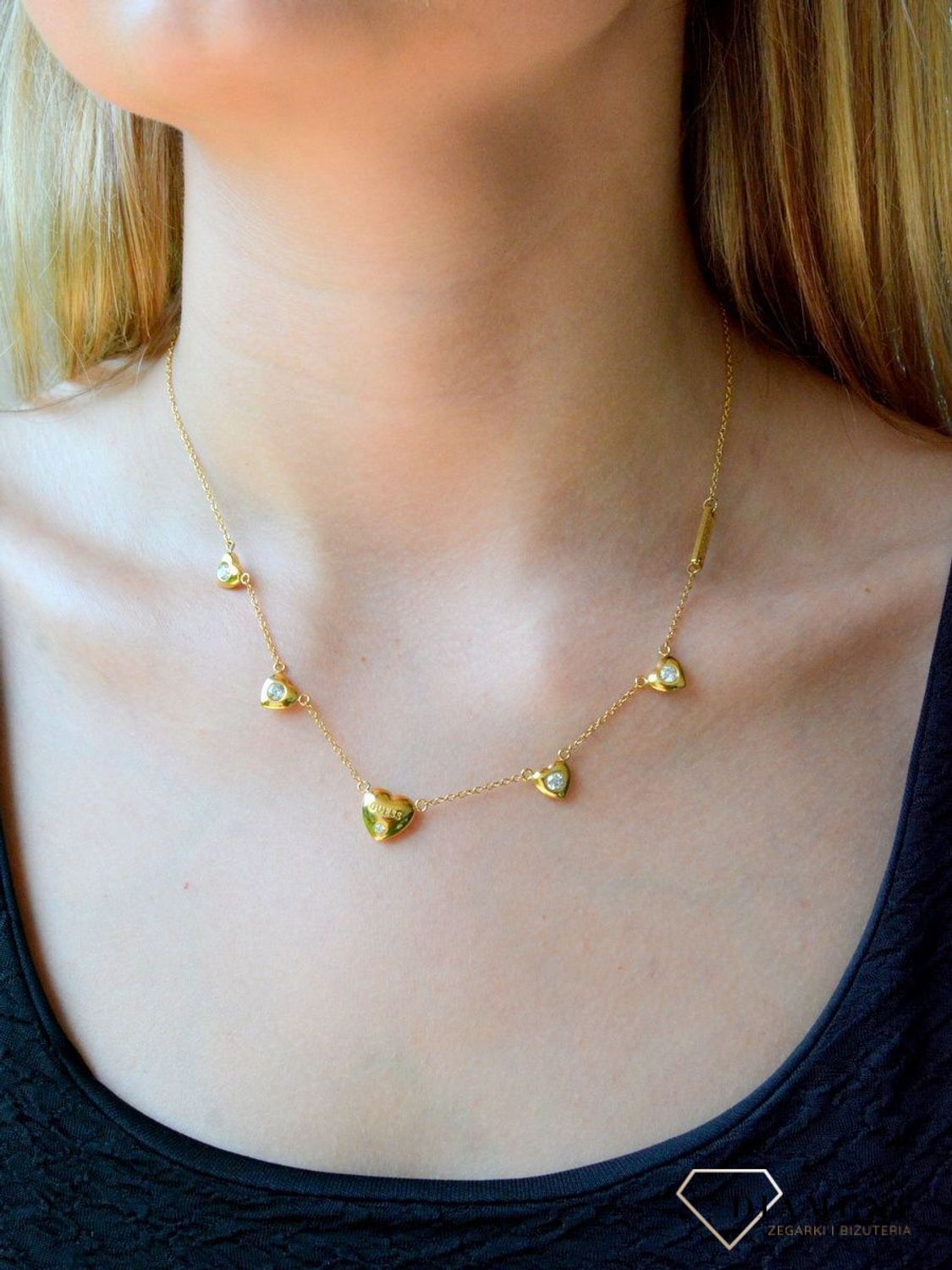 Naszyjnik GUESS pozłacany serca z kryształkami UBN70029sdf.jpg