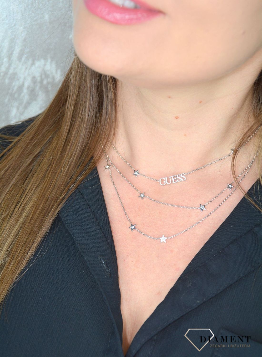 Naszyjnik GUESS stalowy potrójny z gwiazdkami UBN70065.jpg