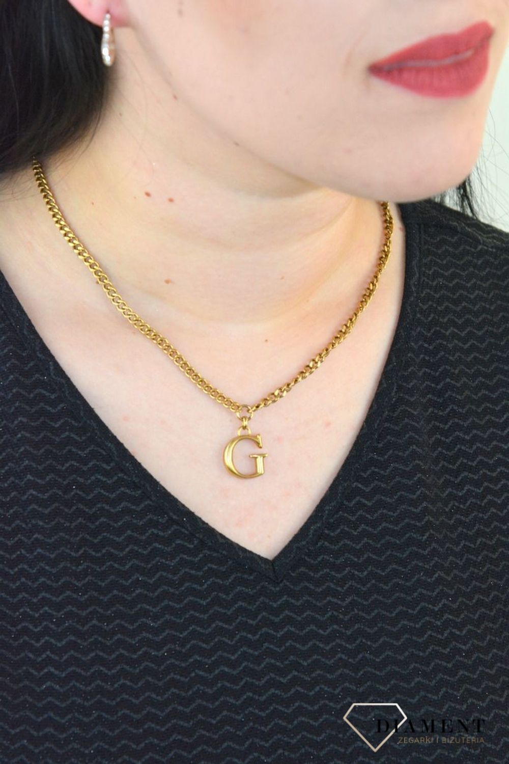 Naszyjnik GUESS pozłacany literka 'G' UBN70078f.jpg