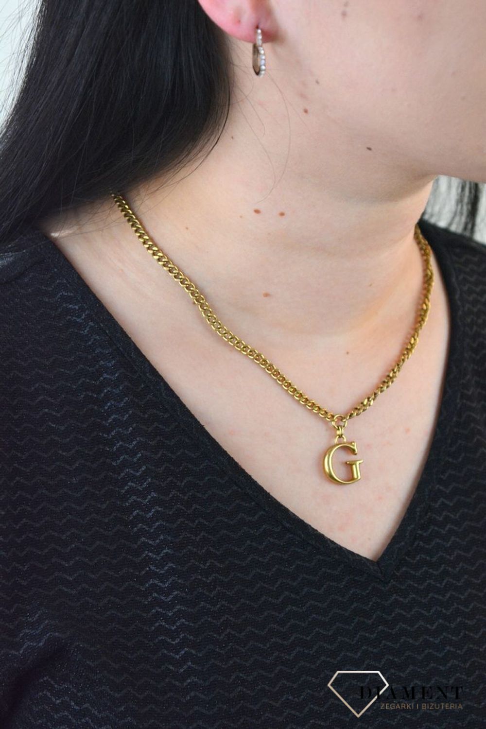 Naszyjnik GUESS pozłacany literka 'G' UBN70078f.jpg