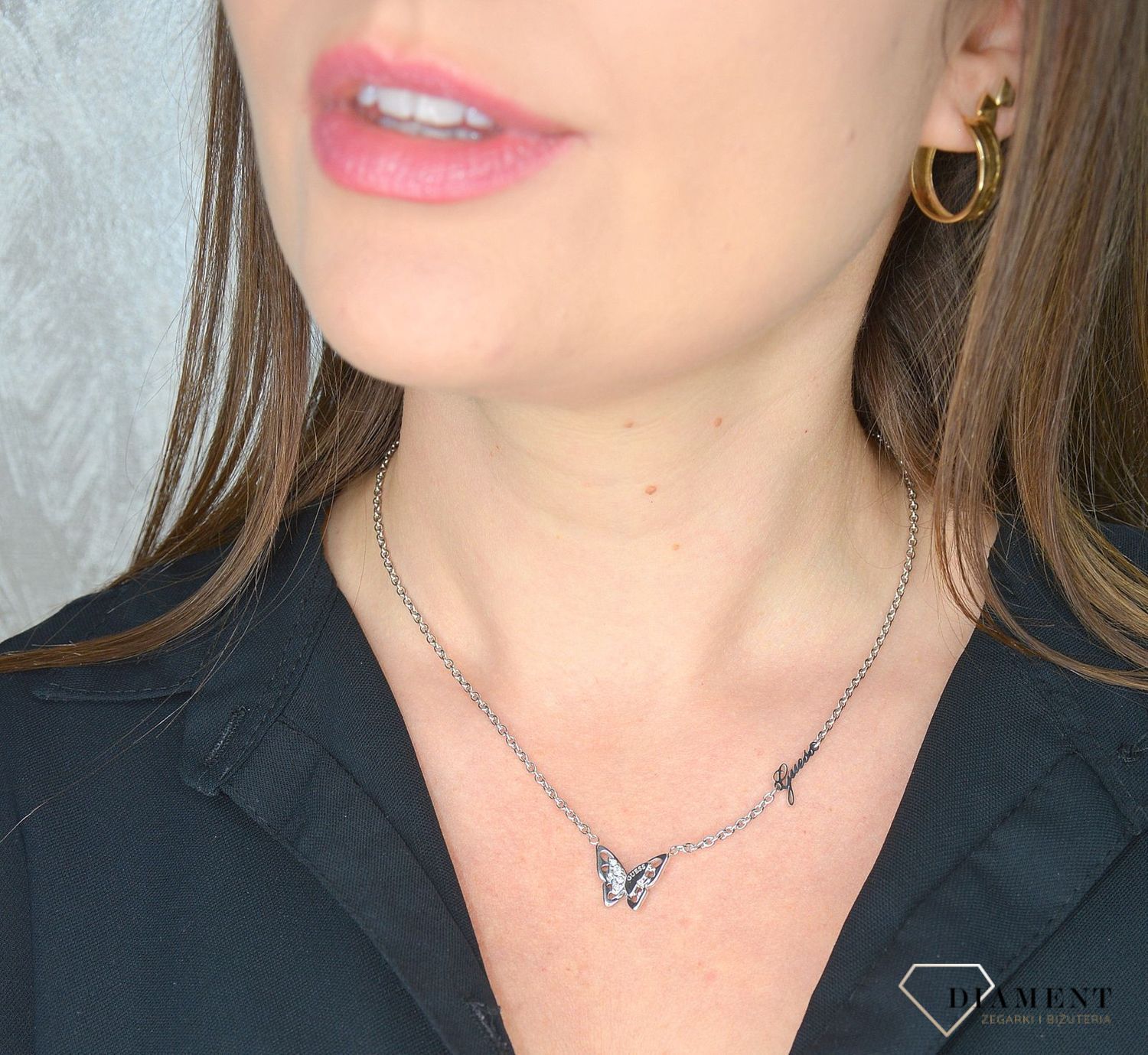 Naszyjnik GUESS stalowy zawieszka z motylkiem UBN70196vvv.jpg