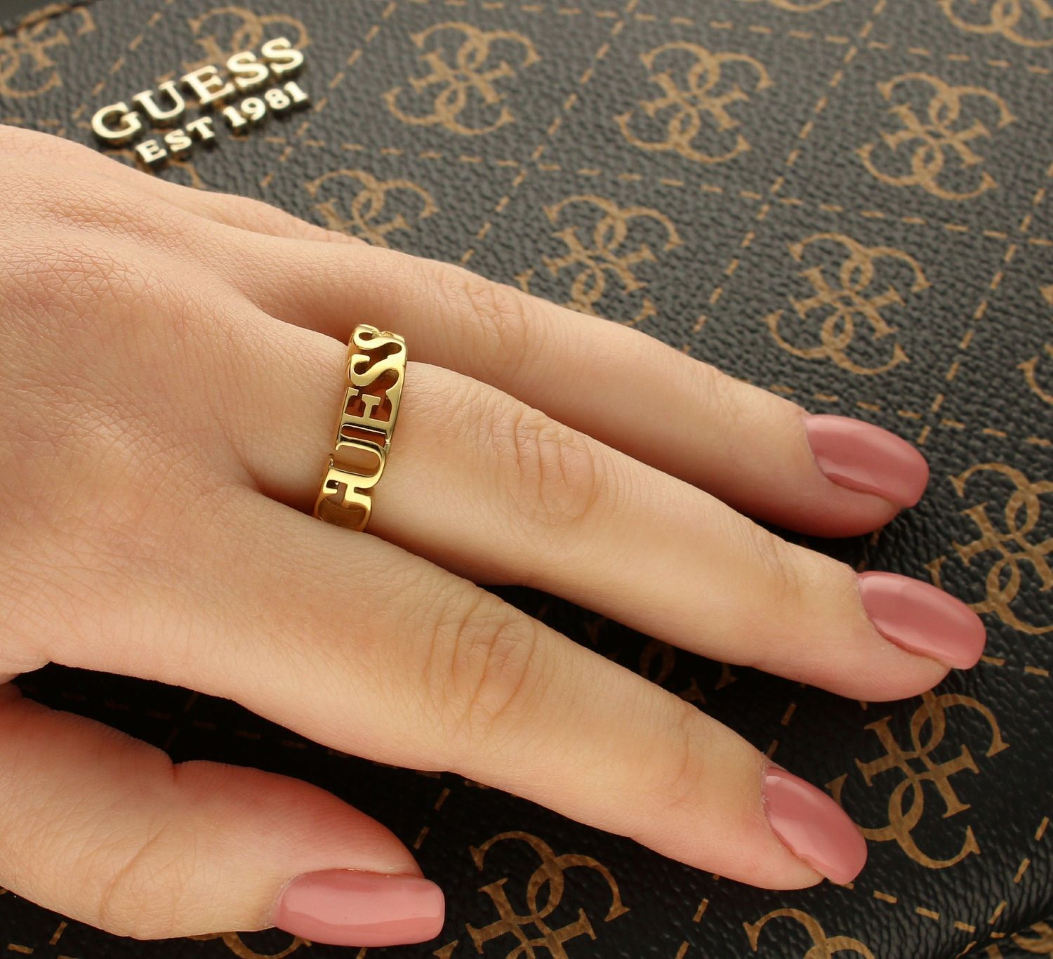 pierścionek złoty łańcuch guess JUBR70024JWGL.jpg