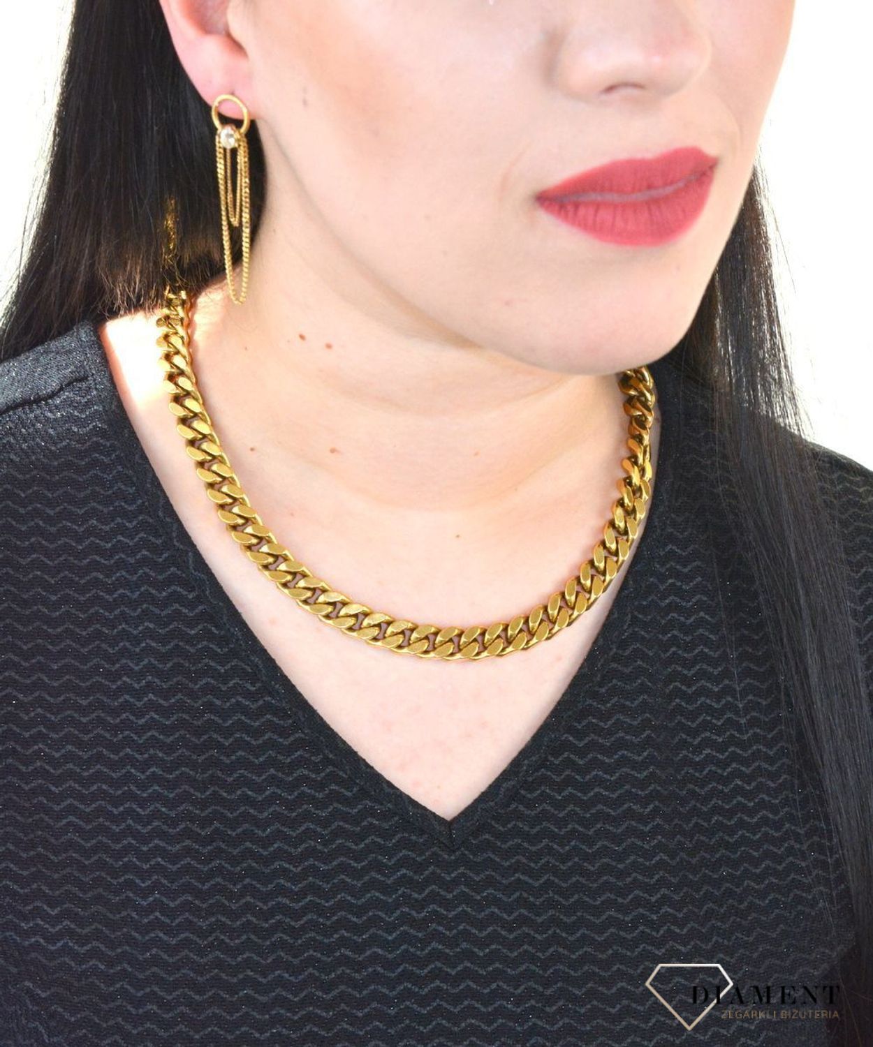 Łańcuszek męski GUESS w kolorze złotym. Łańcuszek GUESS w formie złotej pancerki. Łańcuszek, który świetnie się sprawdzi jako dodatek do stylizacji. Łańcuszek można zestawić.jpg