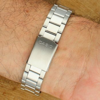 Zegarek Casio UTP-1302PD-1AVEF Srebrny z Czarną Tarczą zapięcie.jpg
