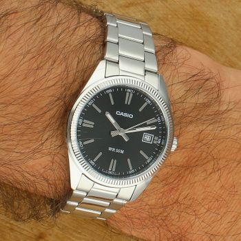 Zegarek Casio UTP-1302PD-1AVEF Srebrny z Czarną Tarczą.jpg