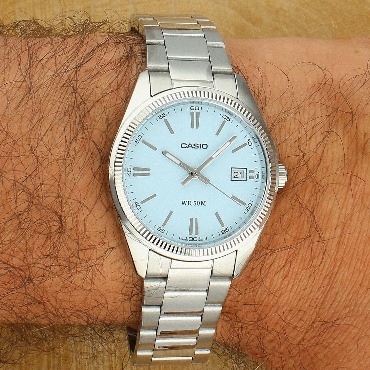 casio-timeless-collection-utp-1302pd-2a2vef-zegarek-unisex-srebrna-bransoleta-niebieska-tarcza.jpg