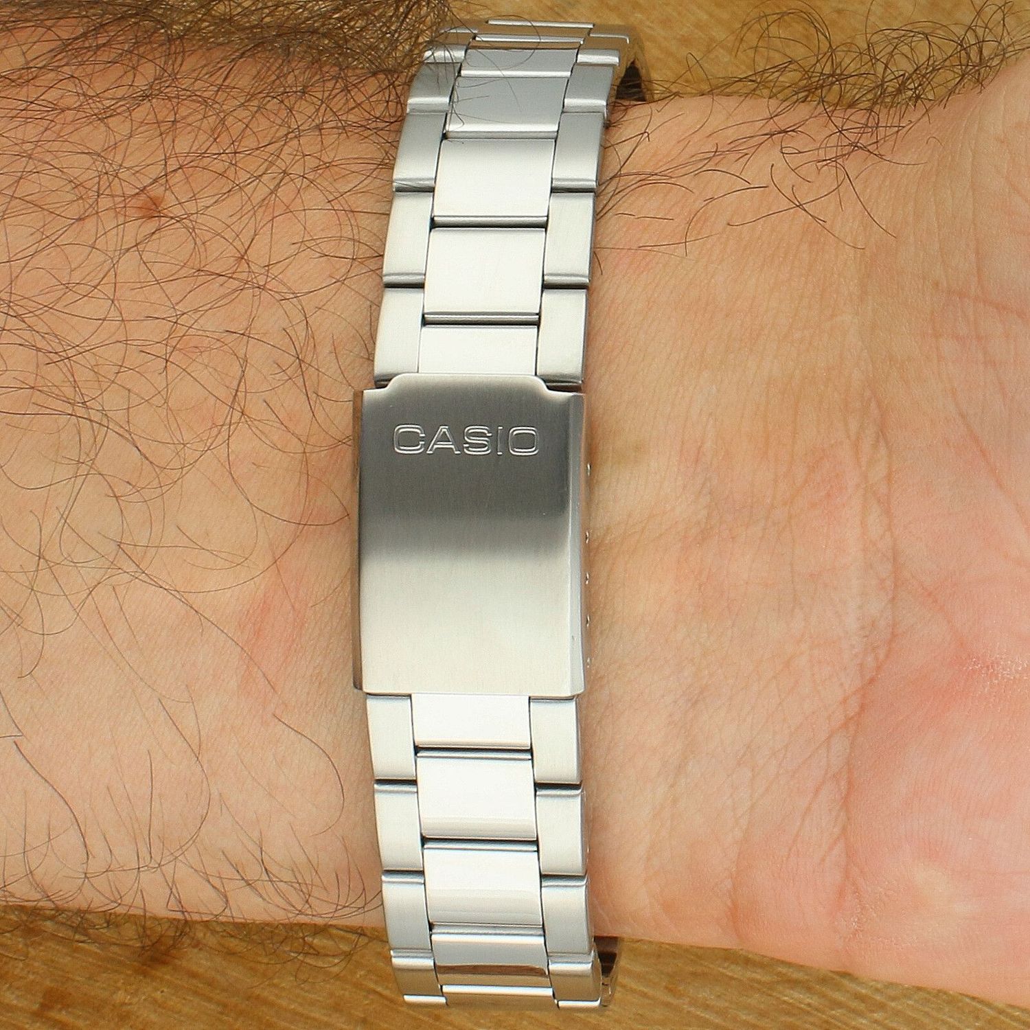 Zegarek Męski Casio UTP-1302PD-9AVEF.jpg